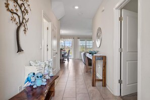 Interior - Spacious Home Near Theme Parks with Pool, Spa and Game Room! (Kissimmee)