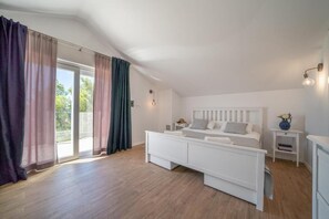 3 Schlafzimmer, Bügeleisen/Bügelbrett, WLAN, Bettwäsche