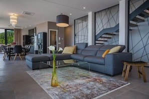 บ้านพัก | 5 ห้องนอน