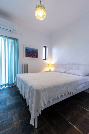 2 habitaciones, tabla de planchar con plancha y wifi 