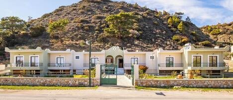 Entrée de l’hébergement