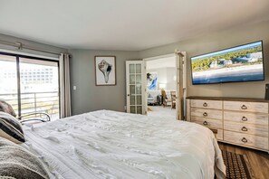 2 bedrooms, iron/ironing board, Internet, bed sheets
