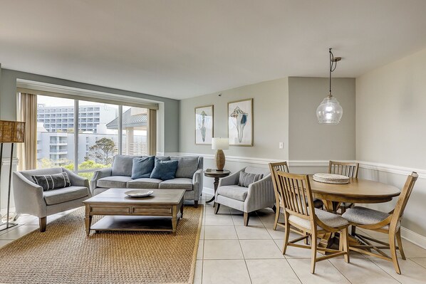 Smart TV - Sunset Rentals | Villamare 2518 (Hilton Head Island)