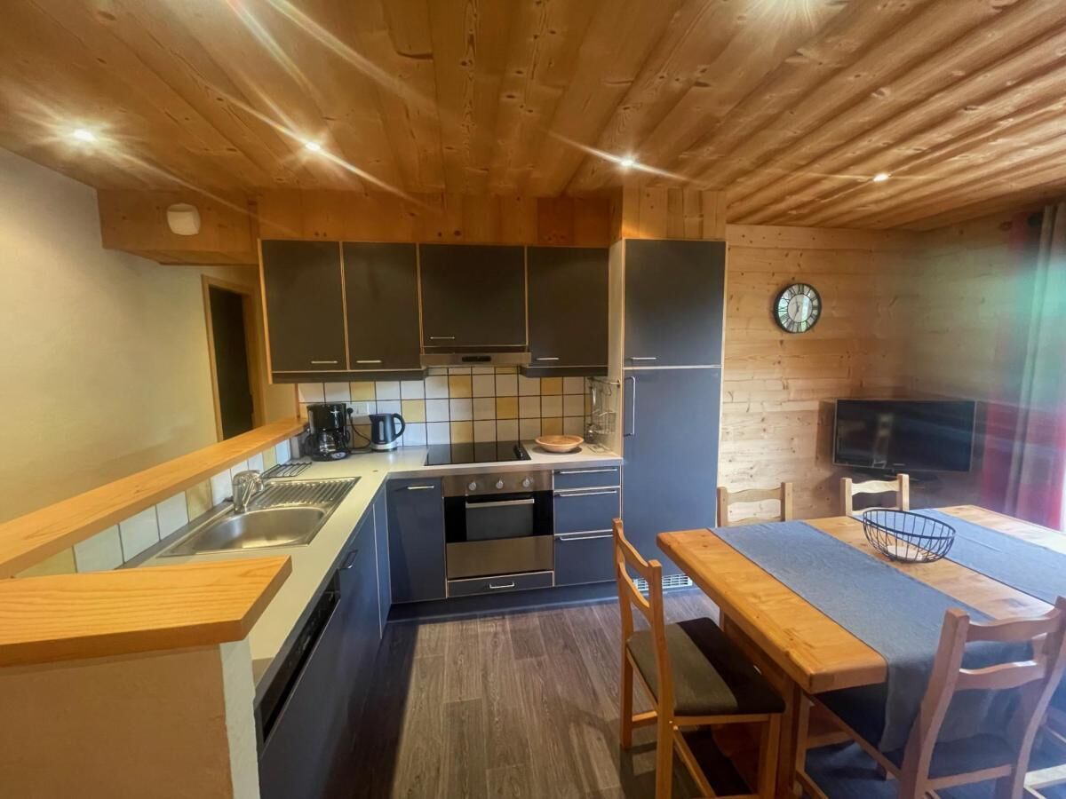 Réfrigérateur, micro-ondes, four, lave-vaisselle