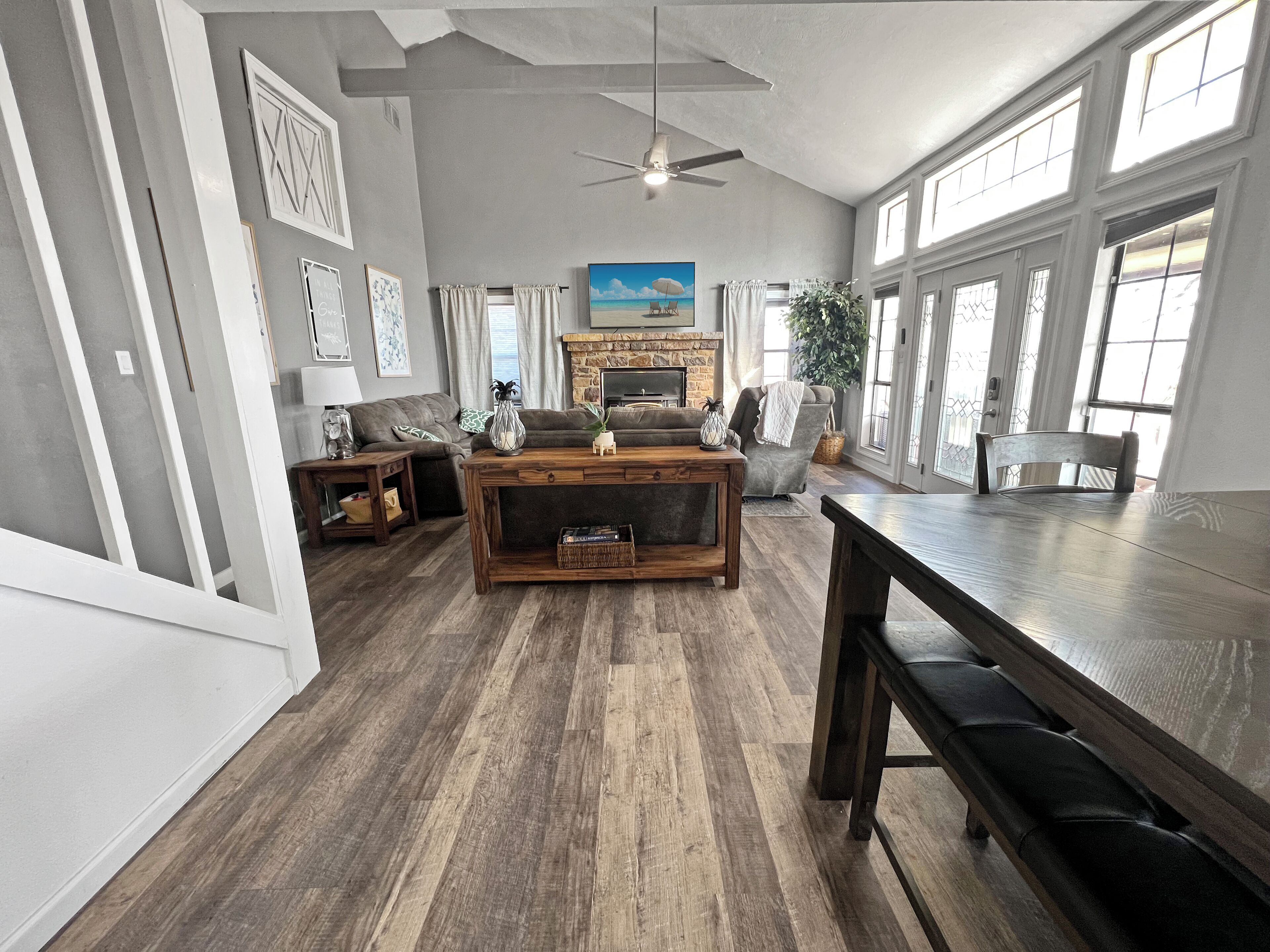 TV connectée, cheminée