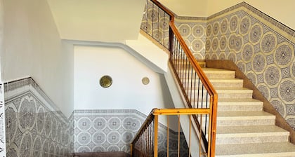 Large apartment with Rooftop in a private, secure, family-friendly building!