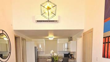 Apartment, 2 Schlafzimmer, barrierefrei, Raucher | Wohnzimmer
