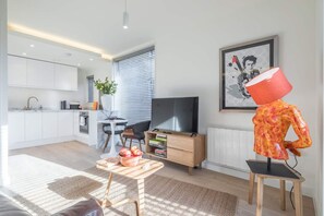 TV