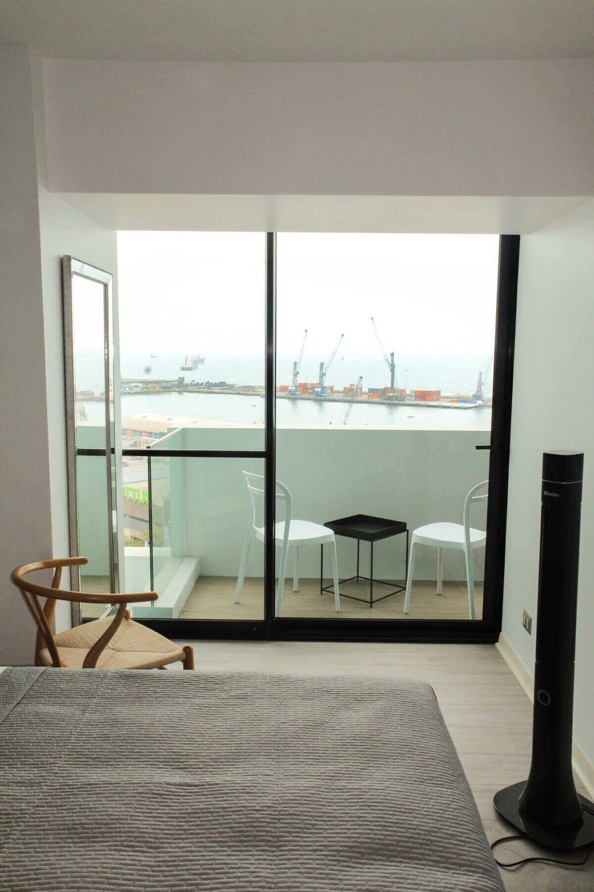 2 habitaciones, tabla de planchar con plancha, wifi y ropa de cama 