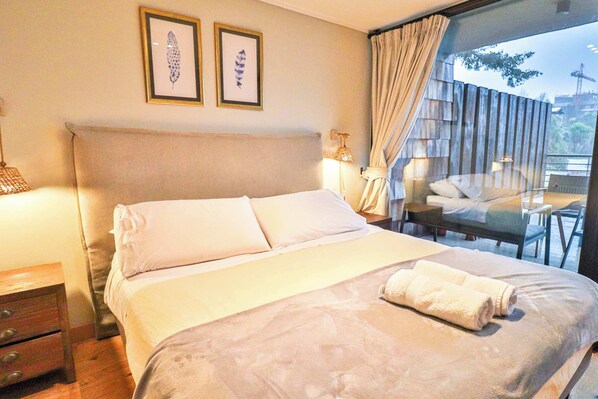 1 chambre, fer et planche à repasser, Wi-Fi, literie fournie