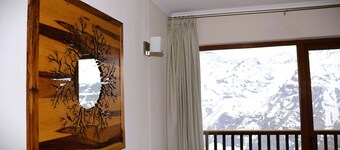 HOM I 1D1B en Valle Nevado Vista a la Cordillera