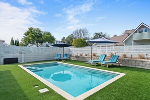 A heated pool - Blue Mountain Beach Retreat | Pet-Friendly | Private Pool | 5 Bikes (Santa Rosa Beach)