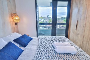 1 chambre, fer et planche à repasser, Wi-Fi, literie fournie