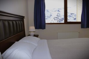 2 habitaciones, wifi y ropa de cama