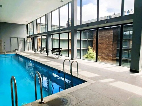 HOM I 3D2B Vista al Lago, Piscina temperada, Estacionamiento, Calefacción Central, WiFi