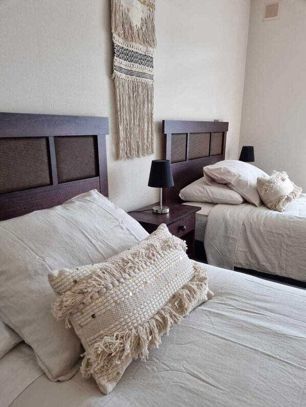 2 Schlafzimmer, WLAN, Bettwäsche, Rollstuhlgeeignet