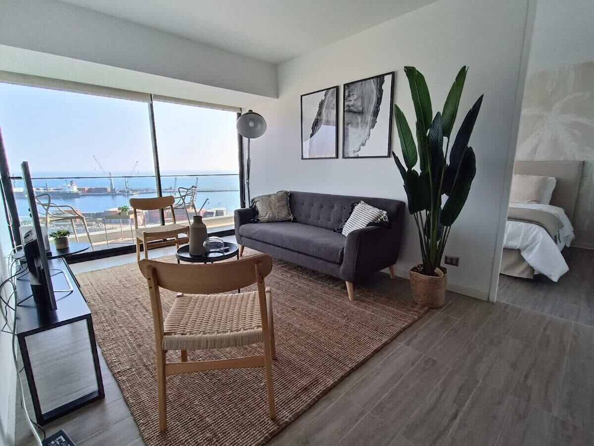 テレビ、書斎 / ワークスペース