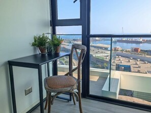 Interior - HOM | 2D2B con Terraza/Parking y vista al Mar PNM (Antofagasta)