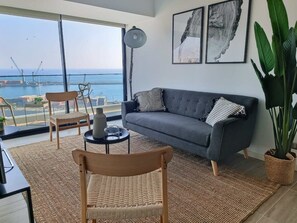 Televisión, oficina