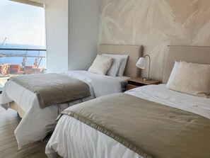 2 chambres, fer et planche à repasser, Wi-Fi, draps fournis