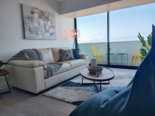 HOM | Parking | Excelente Conectividad | Piscina