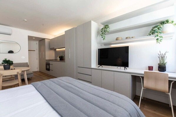 1 chambre, fer et planche à repasser, Wi-Fi, draps fournis