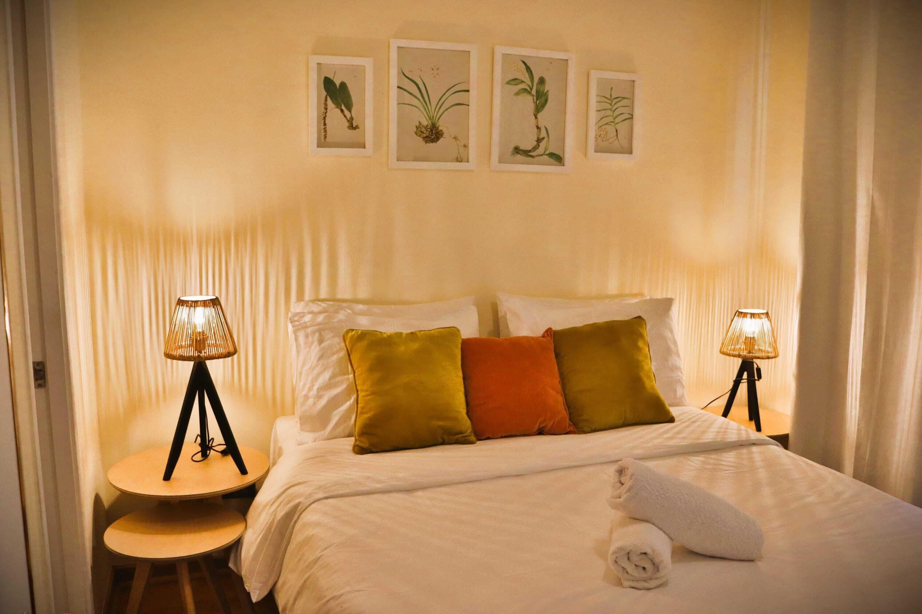 1 habitación, tabla de planchar con plancha, wifi y ropa de cama 