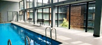 HOM I WiFi, Piscina temperada, Parking, Lavandería