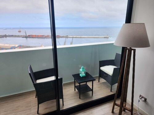 HOM | 2D2B Vista al Mar piso 25 | Parking  | Mall
