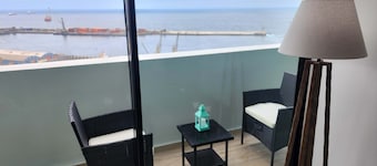 HOM | 2D2B Vista al Mar piso 25 | Parking  | Mall