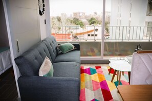 TV, offices