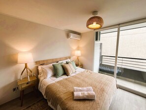 2 chambres, fer et planche à repasser, Wi-Fi, draps fournis