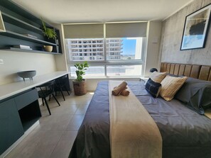 1 bedroom, desk, iron/ironing board, WiFi