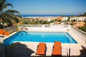 Piscine extérieure