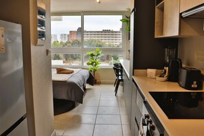 Fridge, microwave, oven, stovetop - HOM | Wifi CoWork Parking Piscina Serena Faro Mar (La Serena)