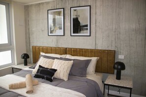 1 chambre, bureau, fer et planche à repasser, Wi-Fi