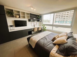 1 bedroom, desk, iron/ironing board, WiFi