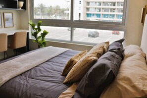 1 bedroom, desk, iron/ironing board, WiFi