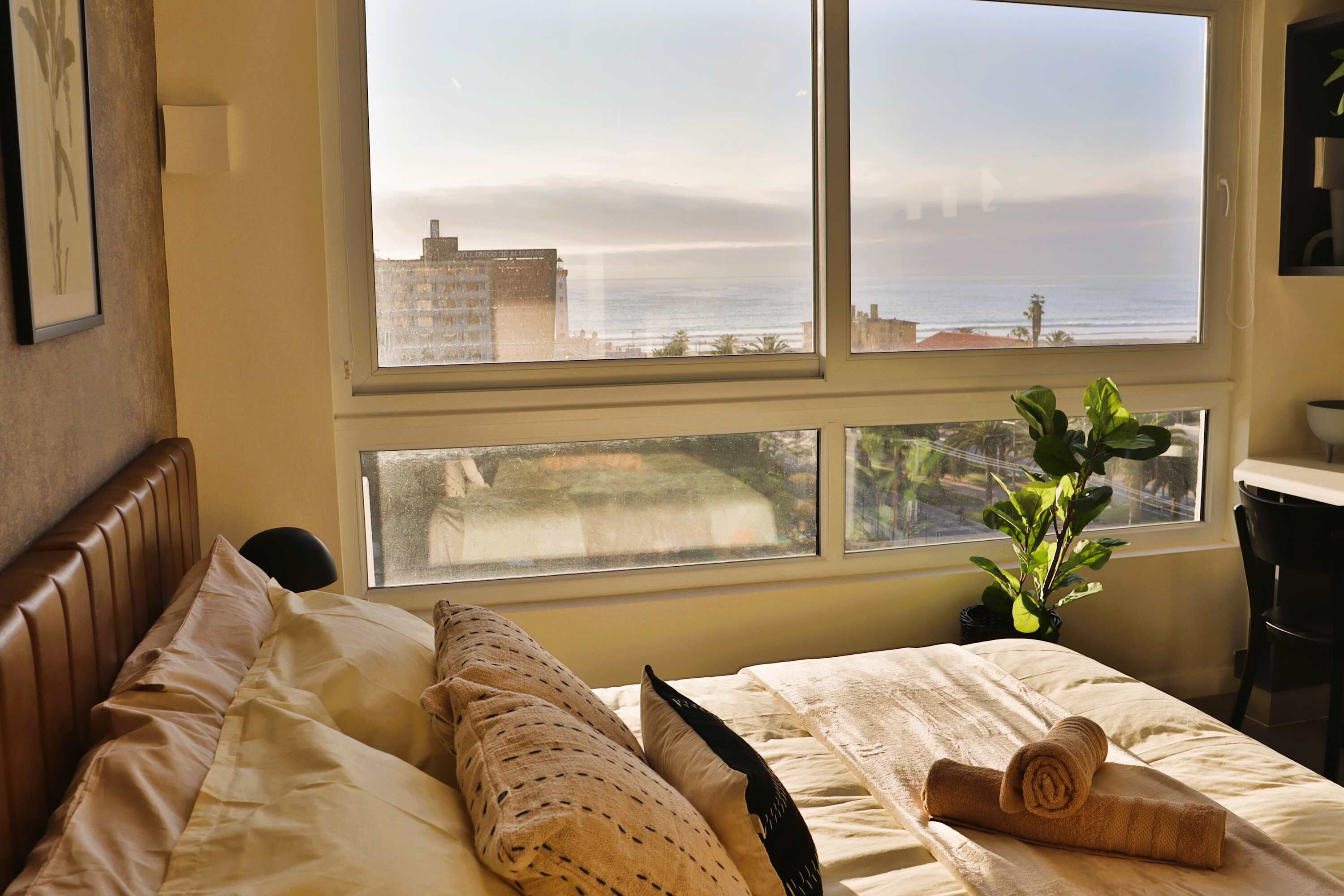 1 makuuhuone, työpöytä, silitysrauta/-lauta, Wi-Fi