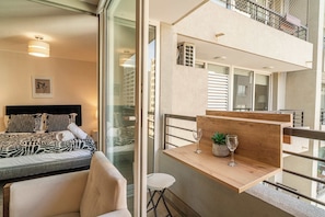 1 bedroom, iron/ironing board, WiFi, bed sheets - HOM I Depto piso 8 · Metro Santa Isabel · Gym A/A (Santiago)