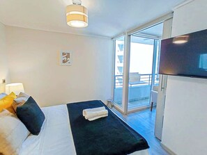 1 habitación, tabla de planchar con plancha, wifi y ropa de cama 