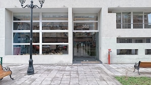 Exterior detail - HOM I Wifi Parking Aire Acondicionado Gym Piscina (Santiago)