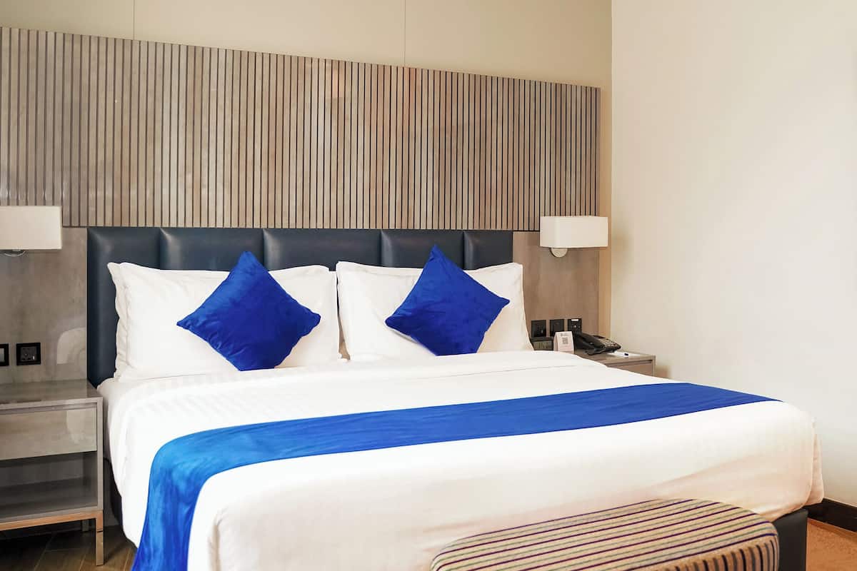 Standard Room, 1 King Bed, Non Smoking