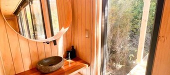 OUTSCAPE | Cabaña en Lago Chapo con Hot Tub