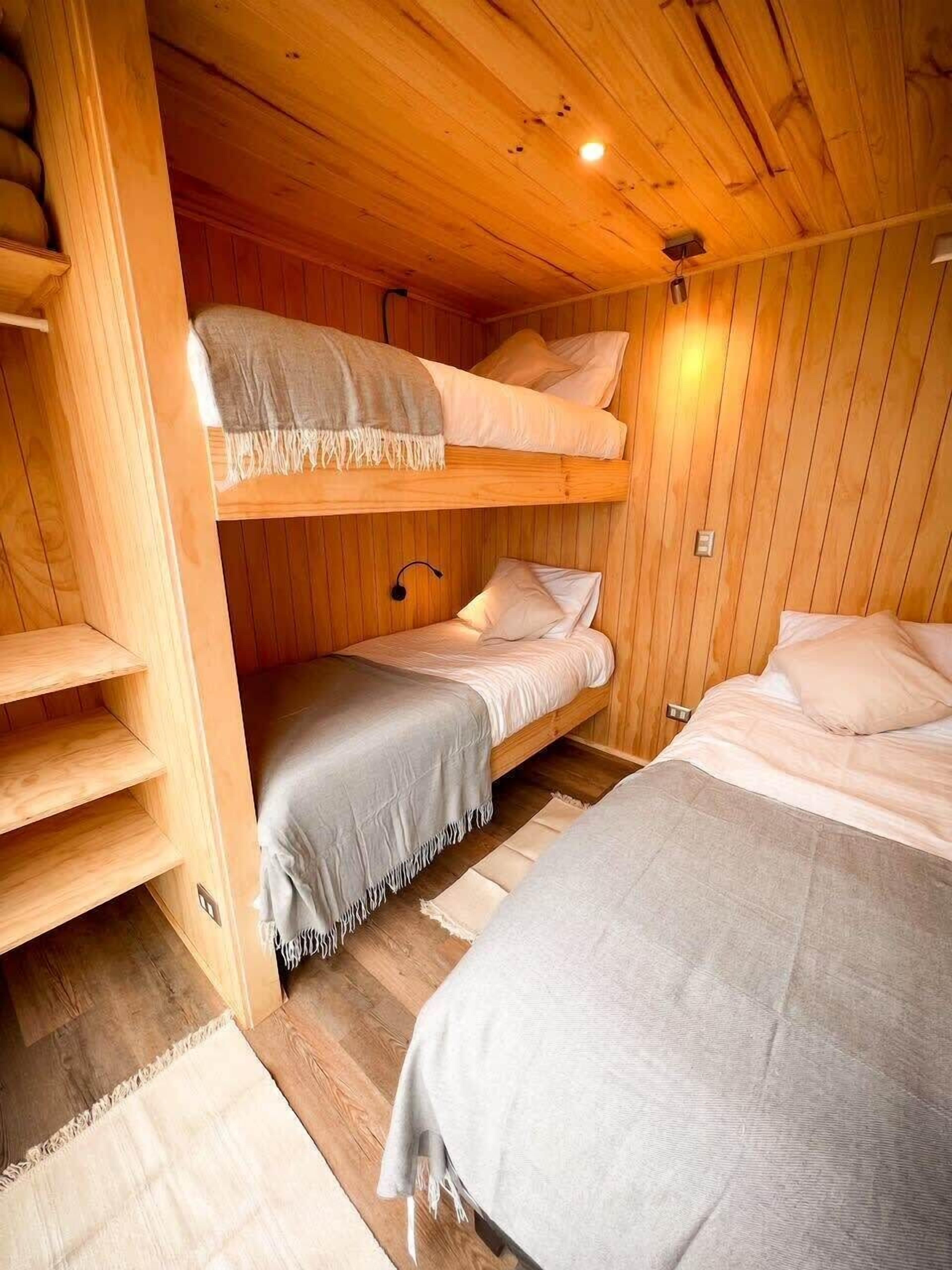 2 soverom, internettilgang og sengetøy