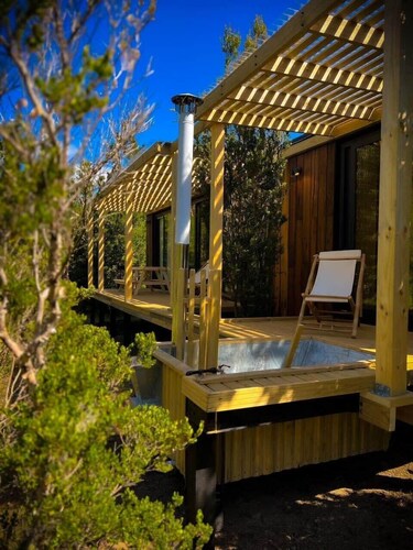 OUTSCAPE I Cabana  Familiar En Lago Chapo con Hot Tub