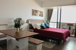 1 soveværelse, skrivebord, strygejern/strygebræt, Wi-Fi