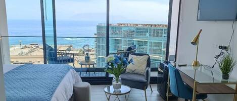 1 bedroom, desk, iron/ironing board, WiFi