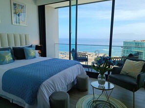 1 chambre, bureau, fer et planche à repasser, Wi-Fi