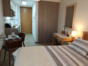 1 bedroom, desk, iron/ironing board, WiFi - HOM I Studio I Wifi Rápido I Frente al Mall Plaza (Antofagasta)